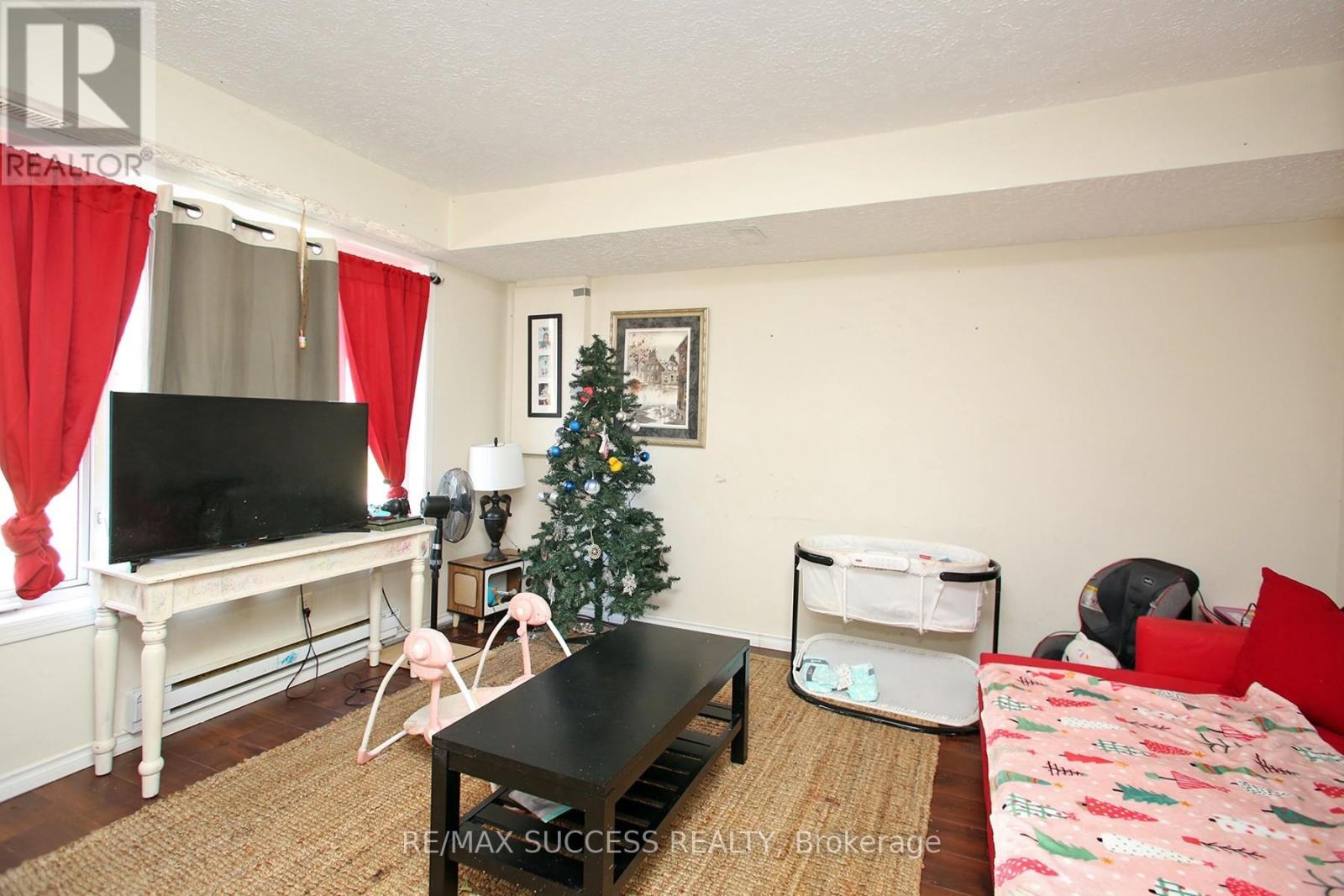 32 & 34 River Street, Thorold, Ontario  L0S 1K0 - Photo 16 - X12565456