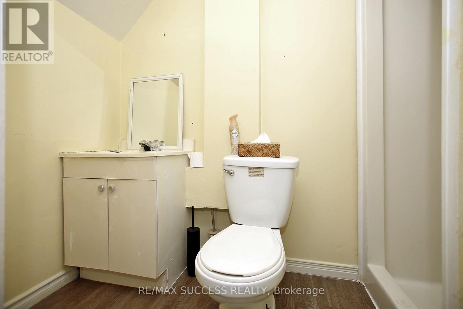 32 & 34 River Street, Thorold, Ontario  L0S 1K0 - Photo 24 - X12565456