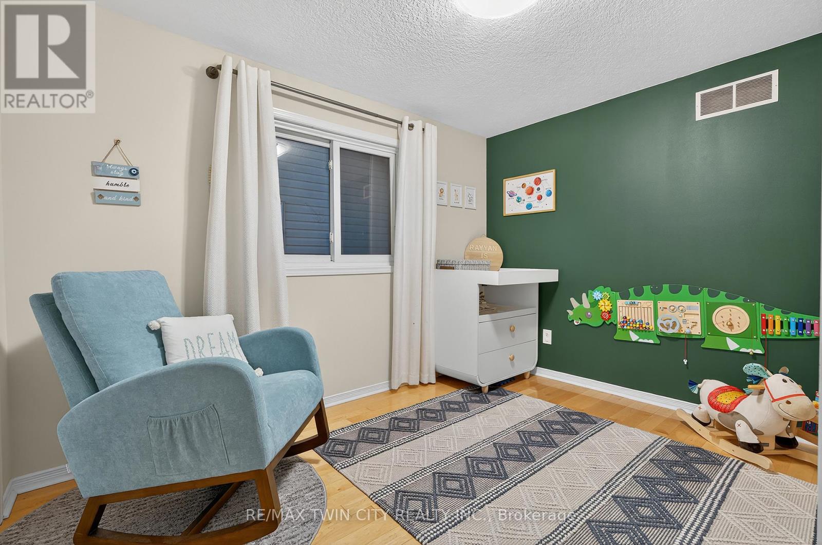 70 Cannes Street, Kitchener, Ontario  N2R 1V2 - Photo 26 - X12565504