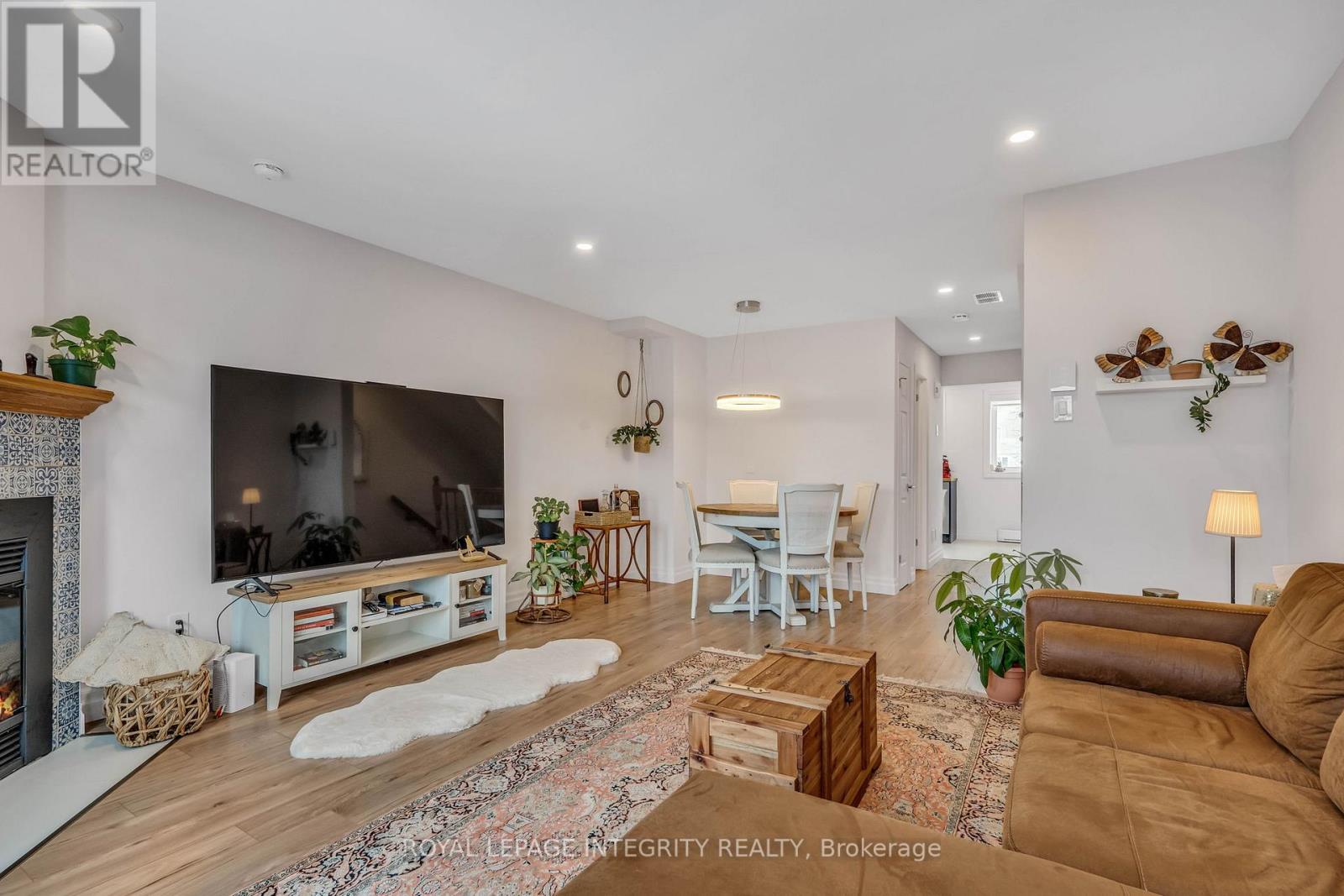 184 Briston Private, Ottawa, Ontario K1G 5R5 - Photo 11 - X12565608