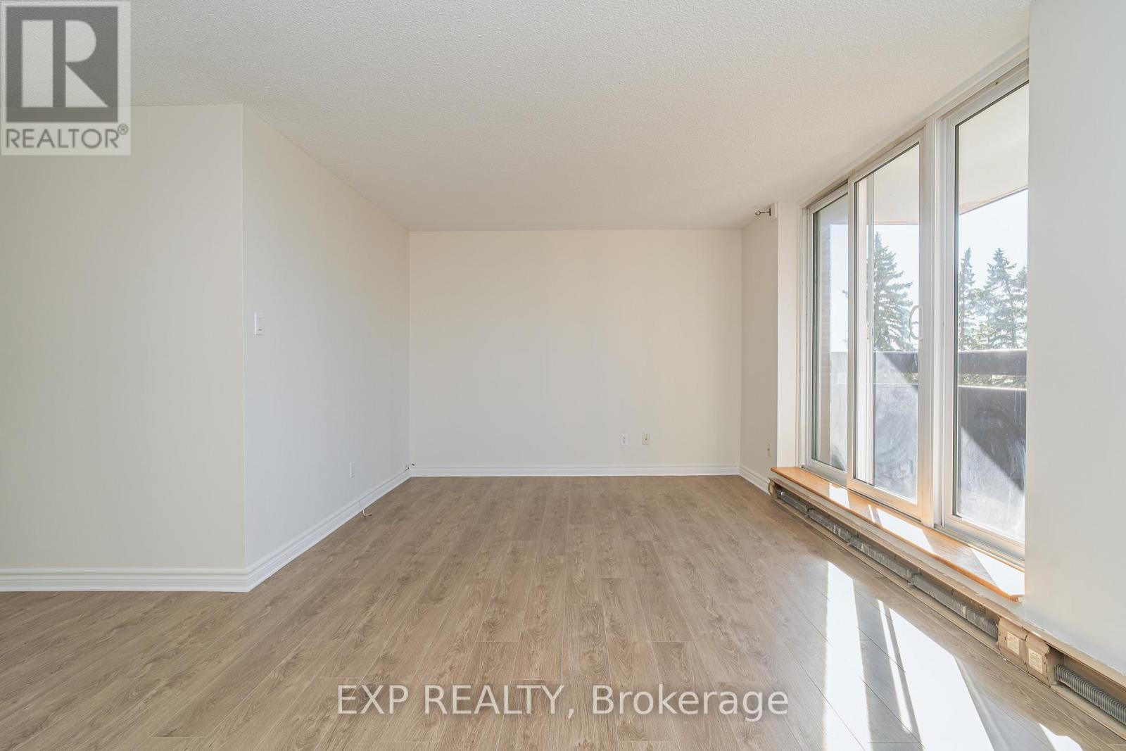 415 - 2000 Jasmine Crescent, Ottawa, Ontario  K1J 8K4 - Photo 12 - X12565618