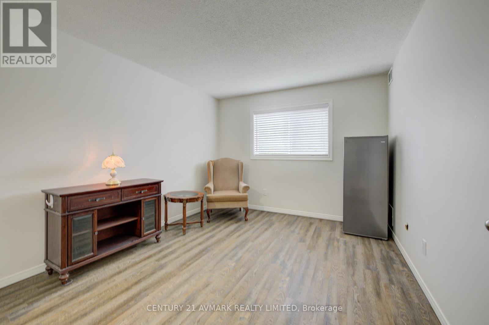 205 - 78 Roehampton Avenue, St. Catharines, Ontario  L2M 7W9 - Photo 4 - X12565600