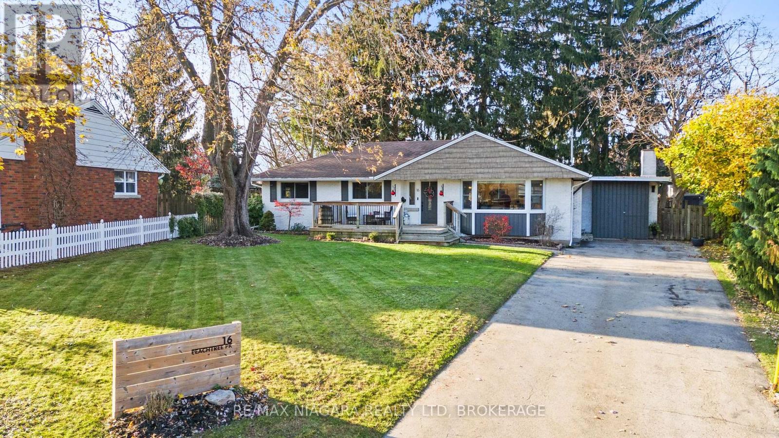 16 PEACHTREE PARK, Pelham, Ontario