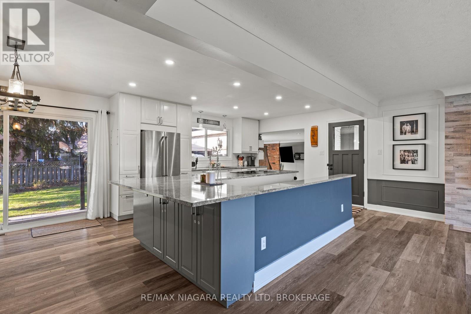 16 Peachtree Park, Pelham, Ontario  L0S 1E0 - Photo 12 - X12565620