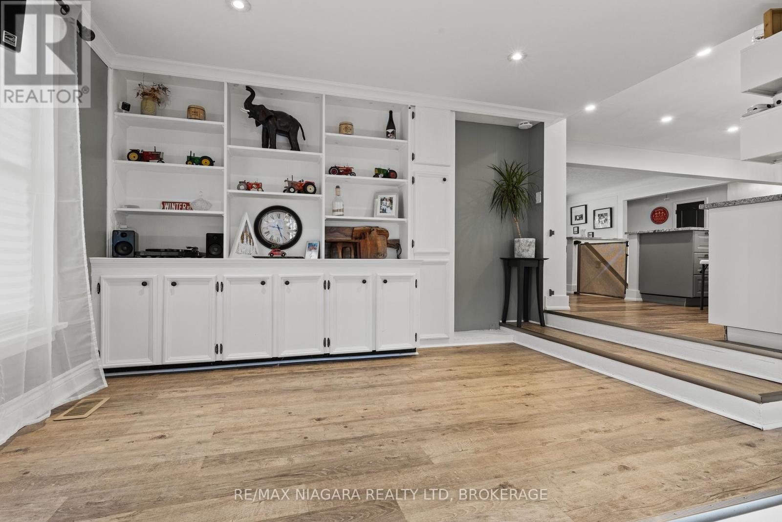 16 Peachtree Park, Pelham, Ontario  L0S 1E0 - Photo 28 - X12565620