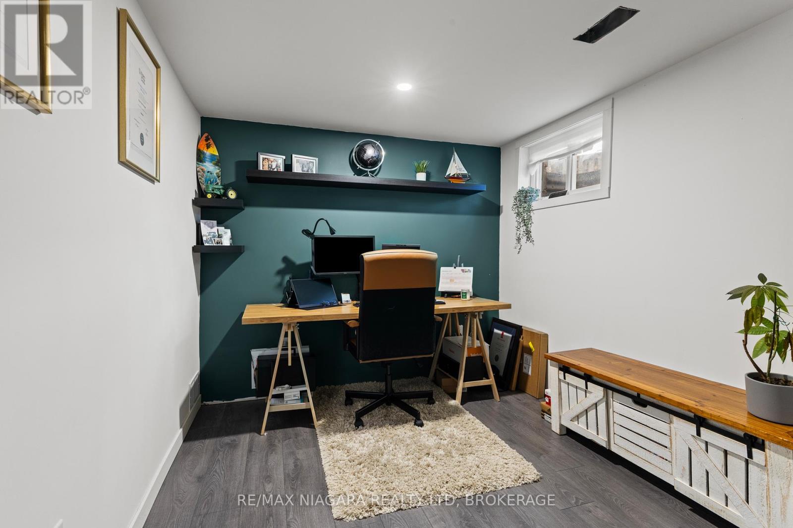 16 Peachtree Park, Pelham, Ontario  L0S 1E0 - Photo 35 - X12565620