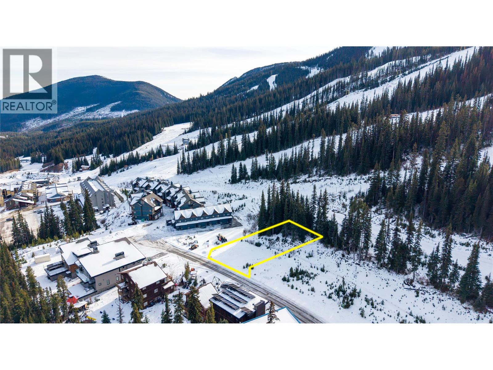 284 Creekview Road, Apex Mountain, British Columbia