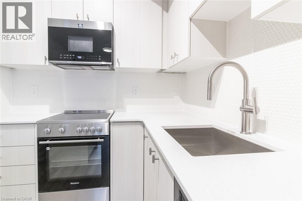 15 Wellington Street S Unit# 1810, Kitchener, Ontario  N2G 0E4 - Photo 12 - 40773802