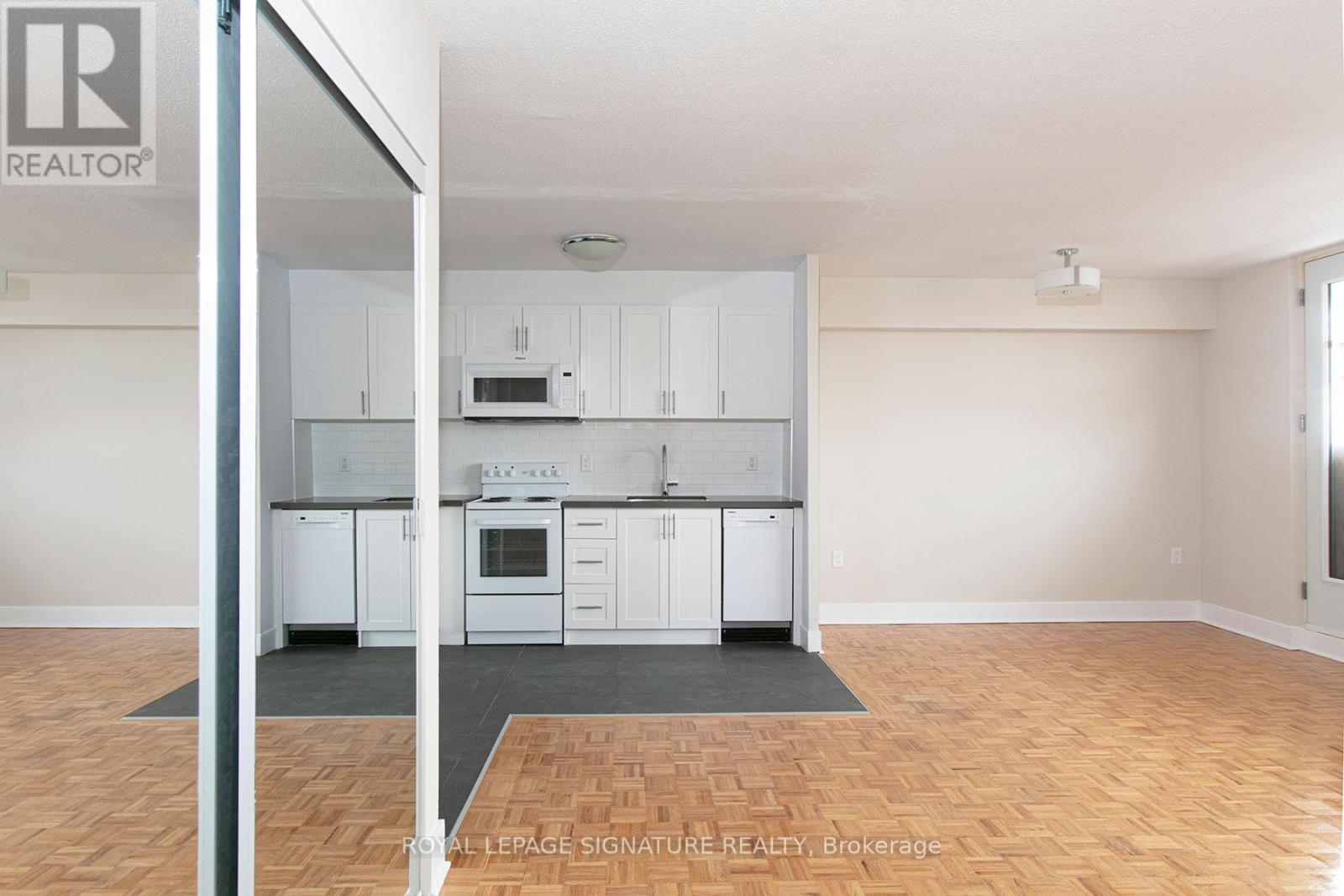 404 - 1500 Bathurst Street, Toronto, Ontario  M5P 3L3 - Photo 5 - C12565514