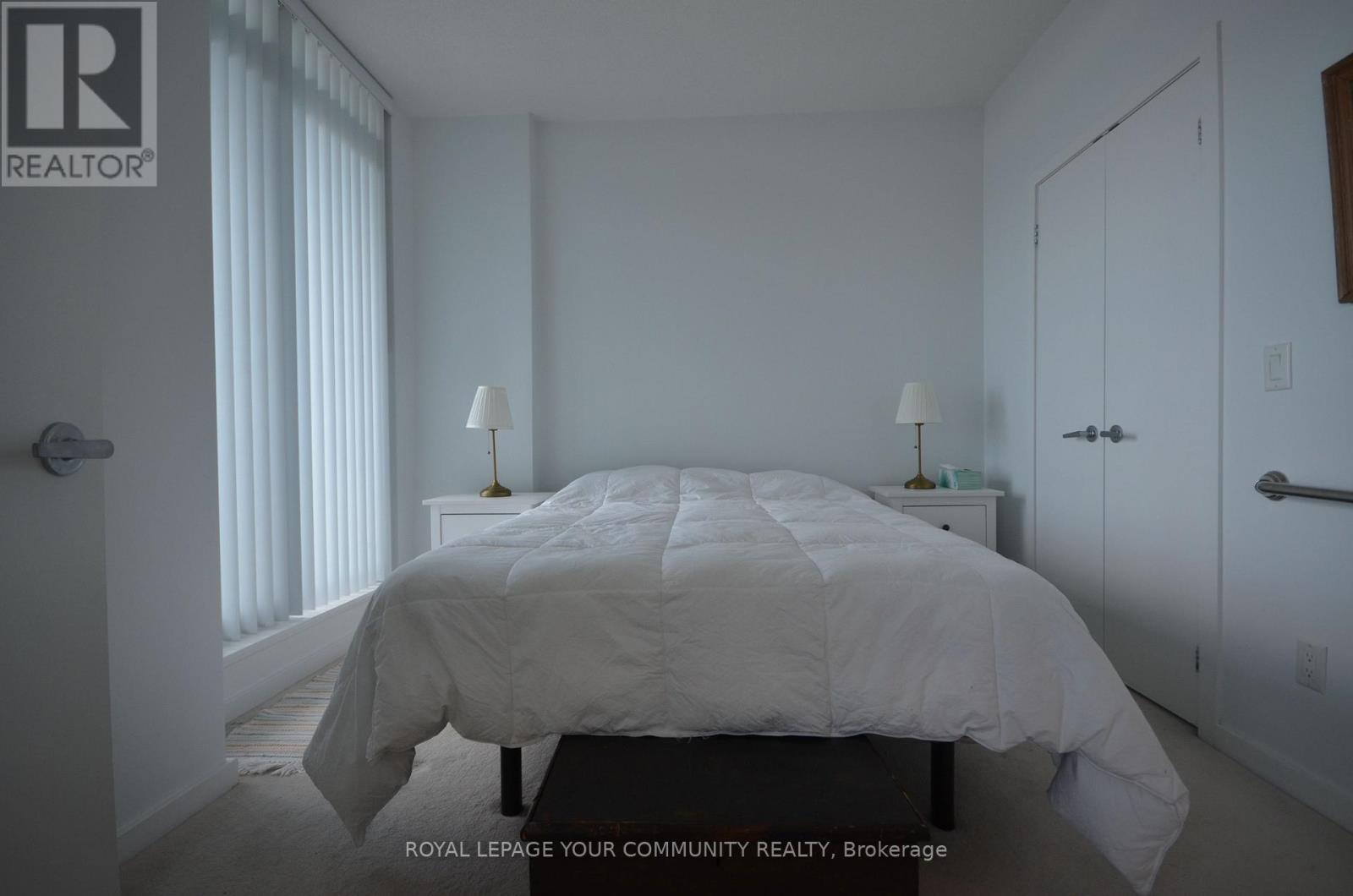 1707 - 218 Queens Quay W, Toronto, Ontario  M5J 2Y6 - Photo 8 - C12565536