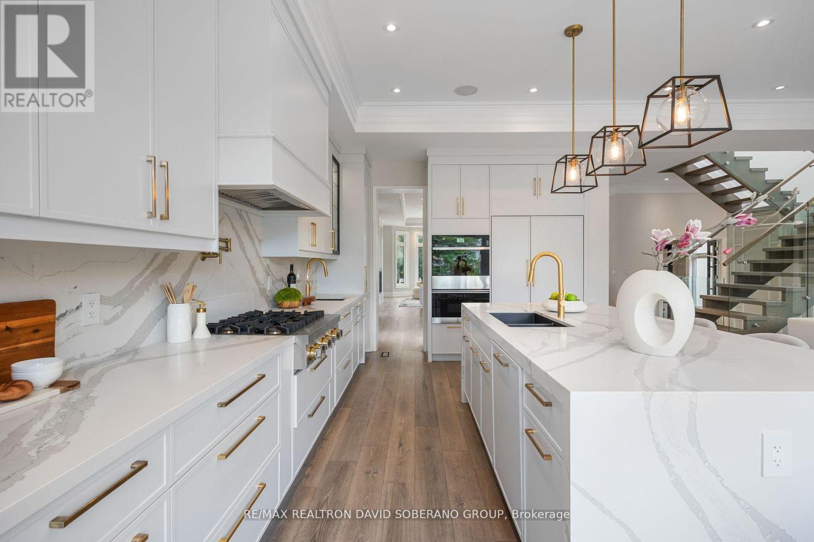 106 Allingham Gardens, Toronto, Ontario  M3H 1Y2 - Photo 19 - C12565548