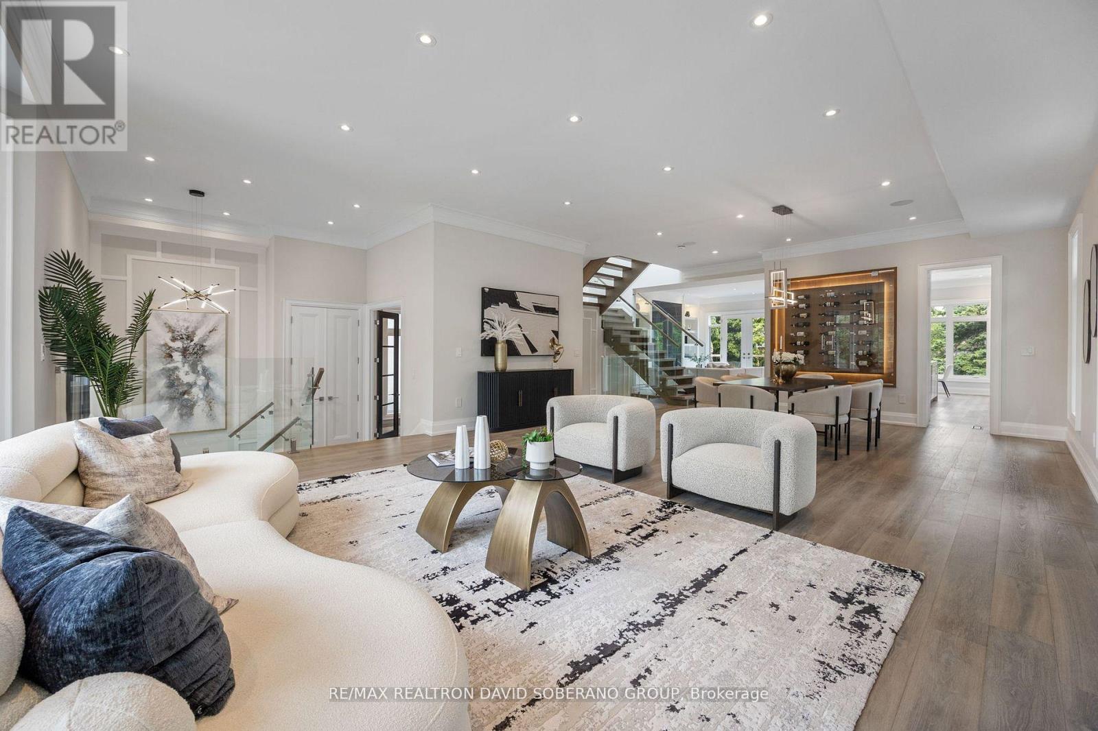 106 Allingham Gardens, Toronto, Ontario  M3H 1Y2 - Photo 5 - C12565548