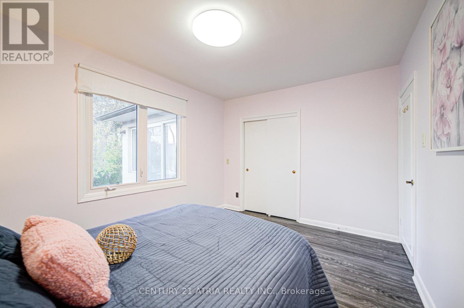 331 Elmwood Avenue, Richmond Hill, Ontario  L4C 1L7 - Photo 26 - N12561960