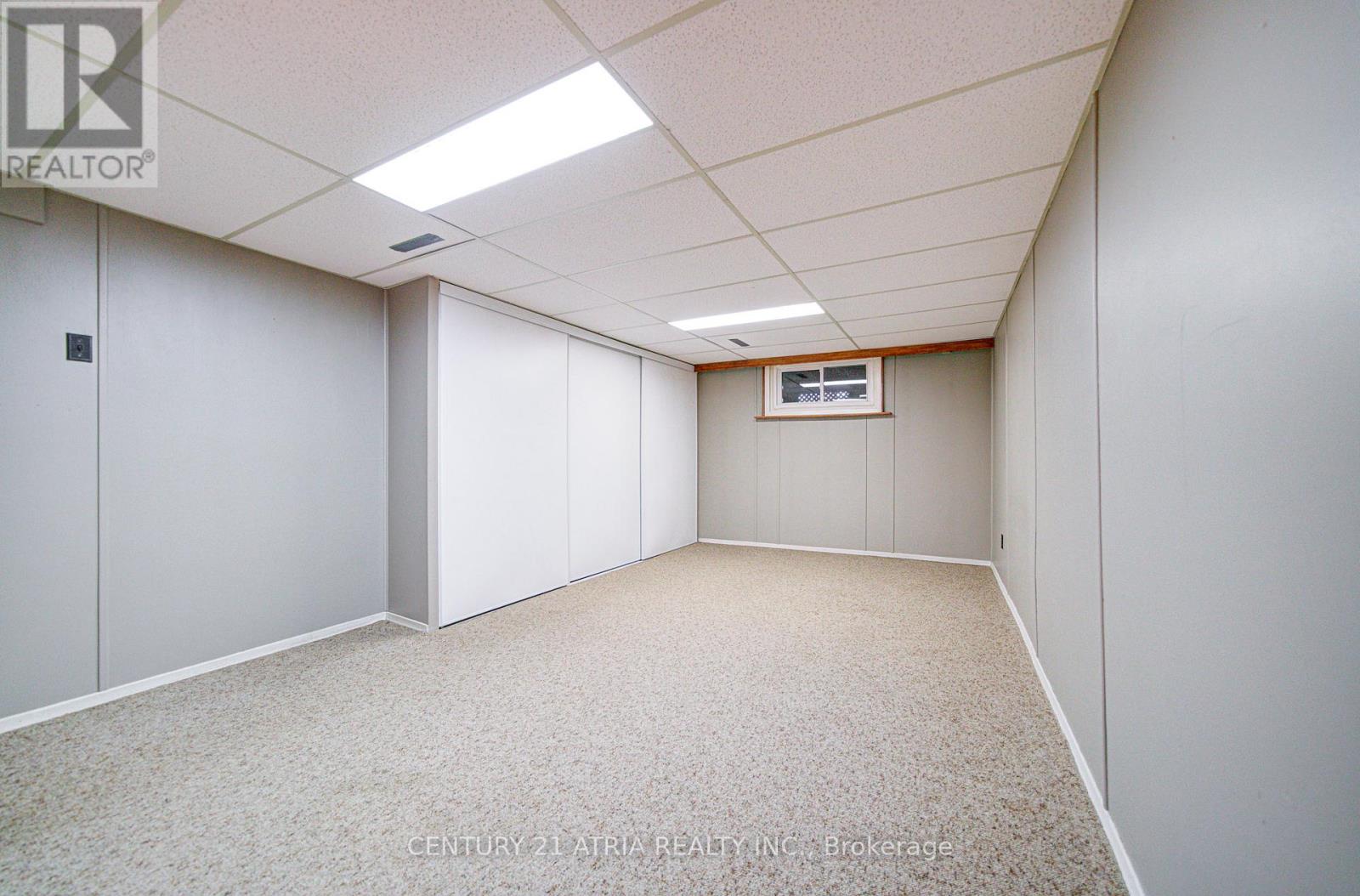 331 Elmwood Avenue, Richmond Hill, Ontario  L4C 1L7 - Photo 36 - N12561960