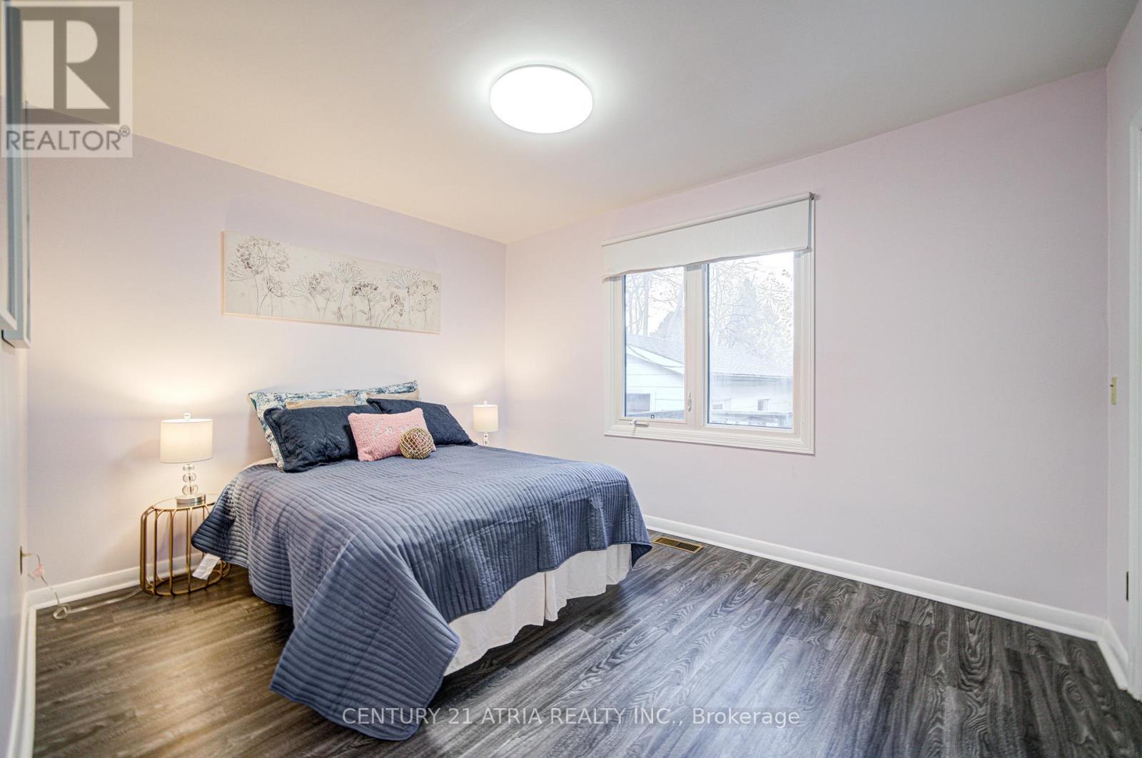 331 Elmwood Avenue, Richmond Hill, Ontario  L4C 1L7 - Photo 25 - N12561960