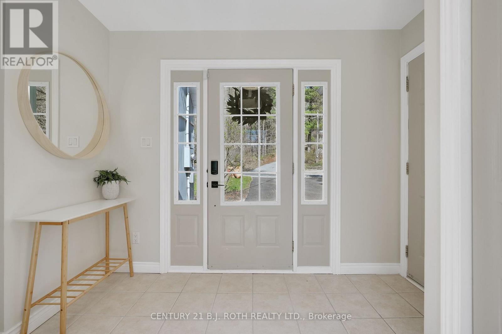 88 Finlay Mill Road, Springwater, Ontario  L9X 0L6 - Photo 13 - S12455601