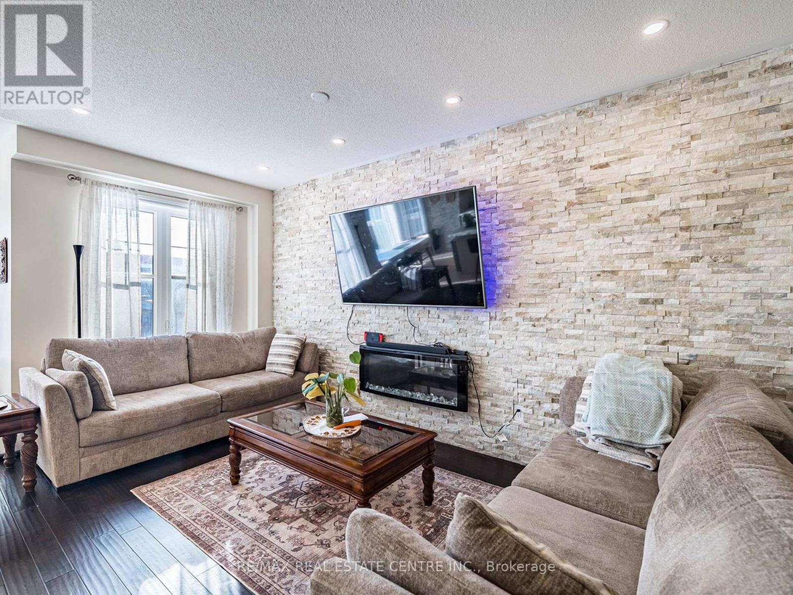 527 Vaughan Court, Milton, Ontario  L9T 8A7 - Photo 17 - W12559316