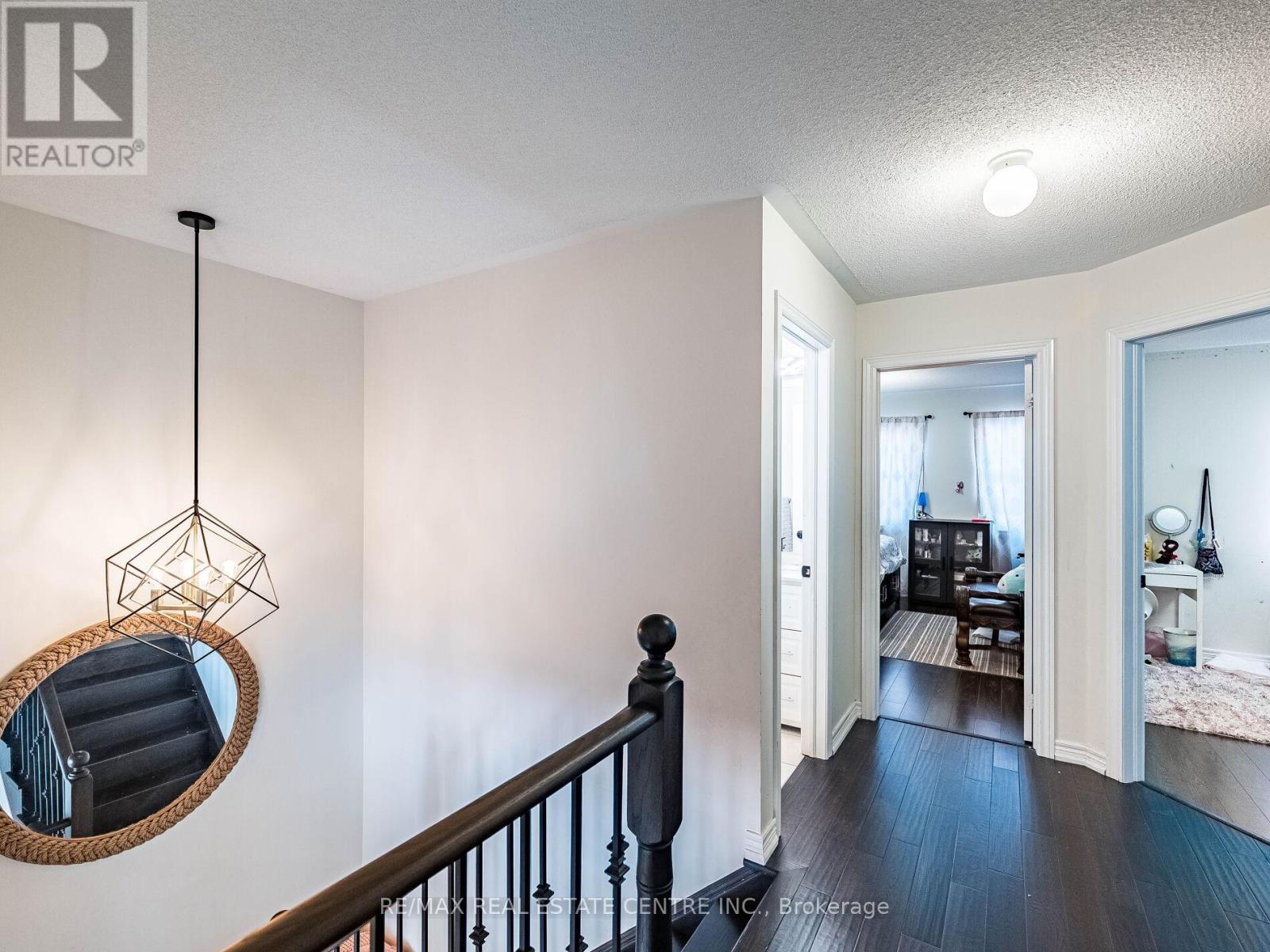 527 Vaughan Court, Milton, Ontario  L9T 8A7 - Photo 31 - W12559316