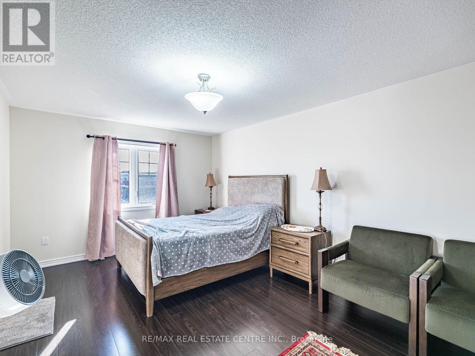 527 Vaughan Court, Milton, Ontario  L9T 8A7 - Photo 33 - W12559316