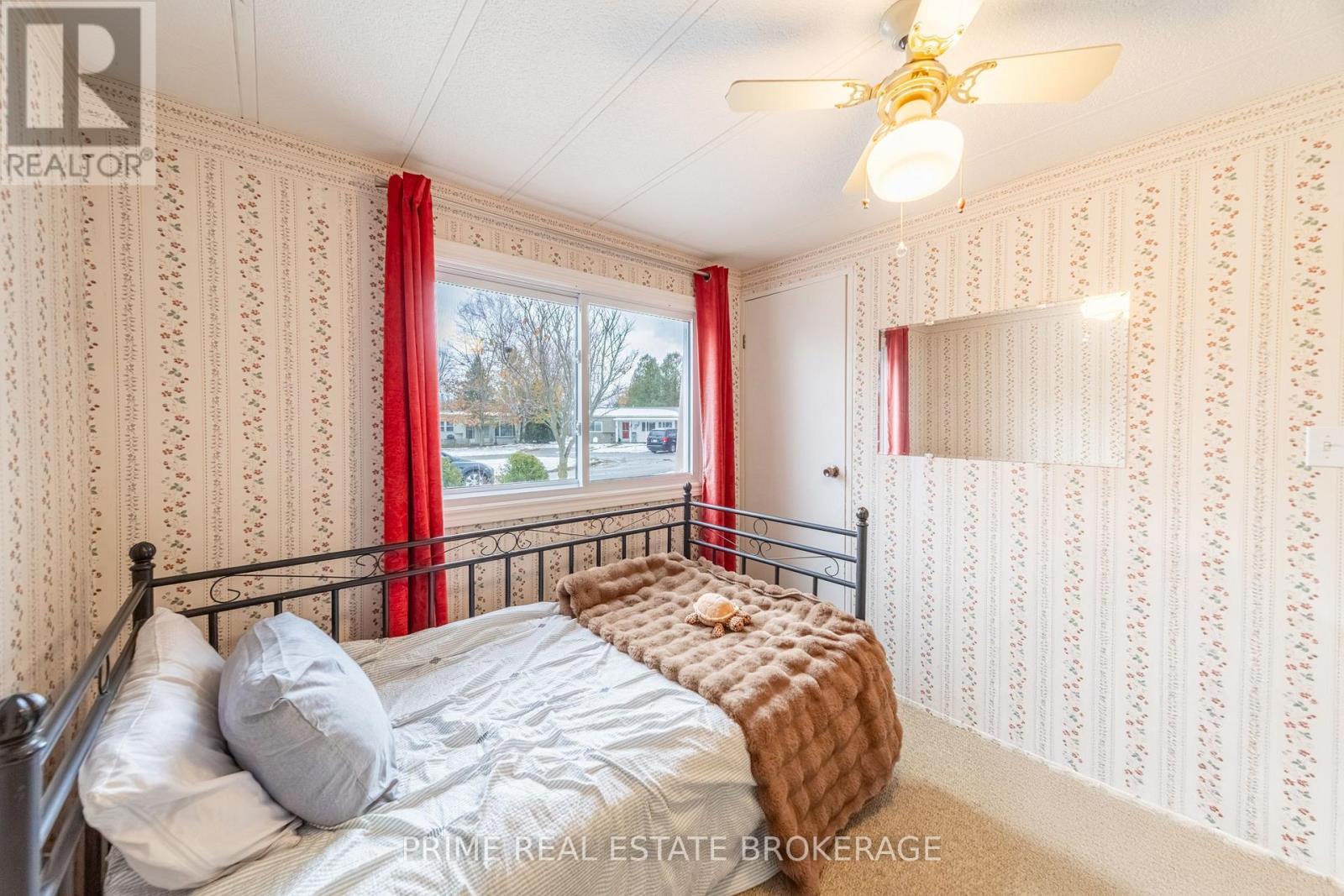 246 Southwinds Court, South Huron, Ontario  N0M 1T0 - Photo 23 - X12552472