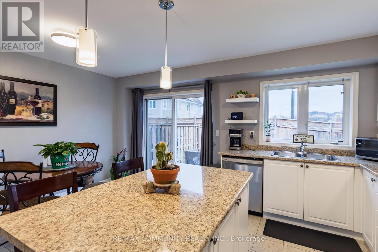 56 Farmstead Drive, Clarington, Ontario  L1C 0K9 - Photo 19 - E12565584