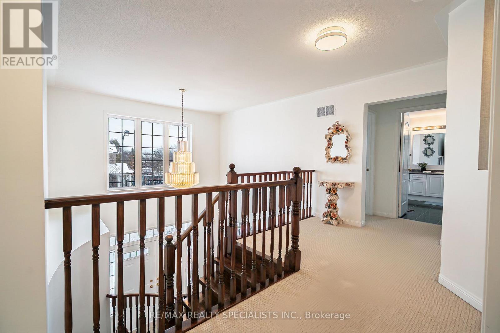 2 Maltby Court, Brampton, Ontario  L6P 1A5 - Photo 23 - W12536950