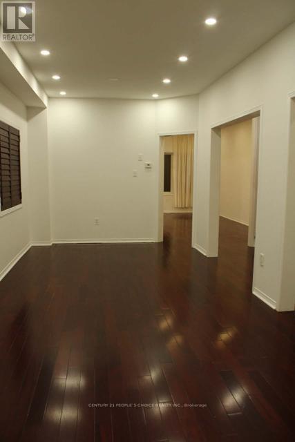 51 Portrush Trail, Brampton, Ontario  L6X 0R2 - Photo 6 - W12563190