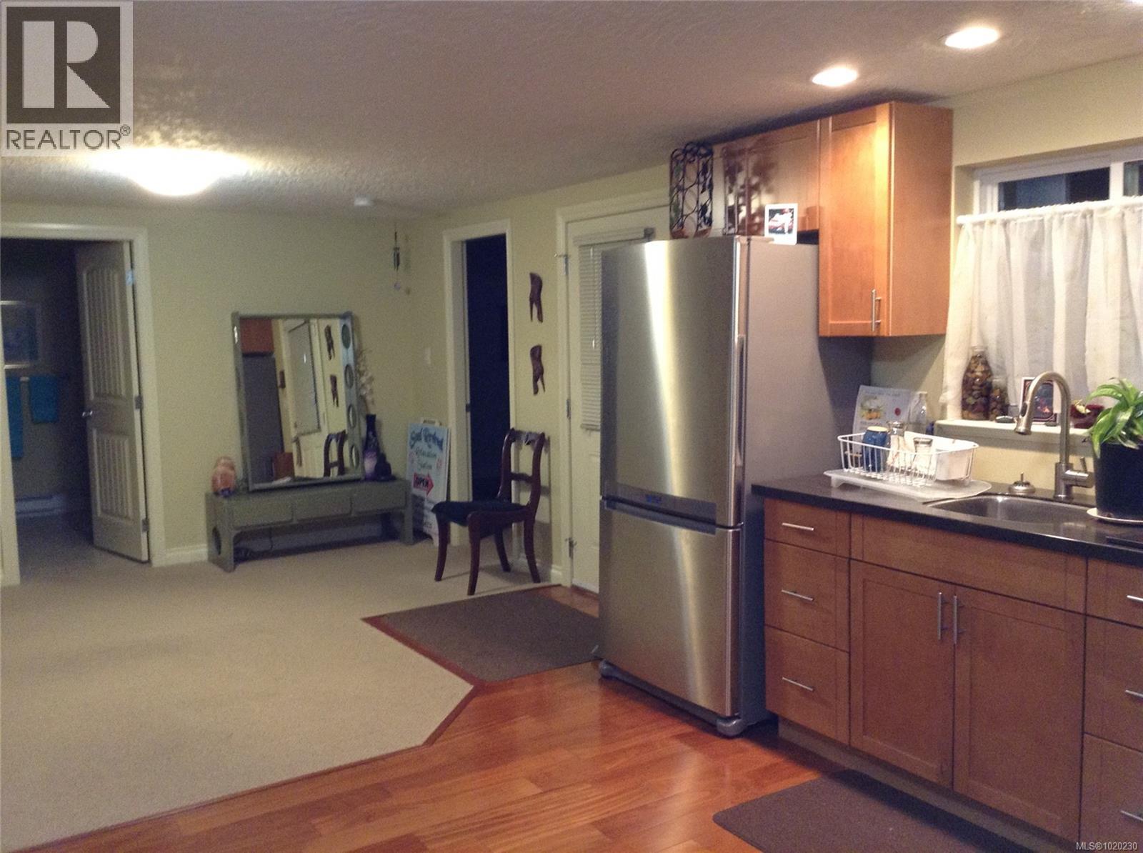 1731 Dar's Pl, Qualicum Beach, British Columbia  V9K 2S3 - Photo 9 - 1020230