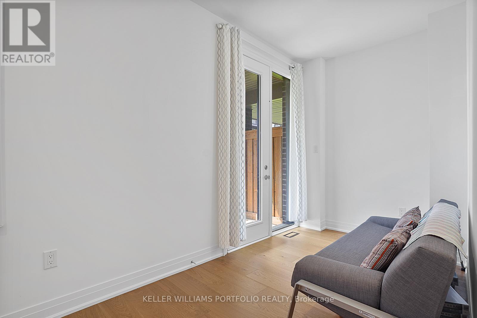 16 Chiara Rose Lane, Richmond Hill, Ontario  L4E 1L4 - Photo 11 - N12565574