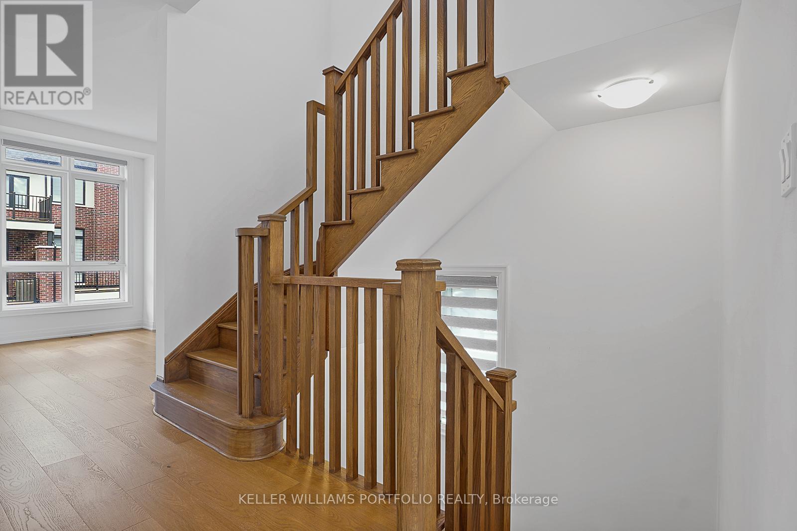 16 Chiara Rose Lane, Richmond Hill, Ontario  L4E 1L4 - Photo 14 - N12565574