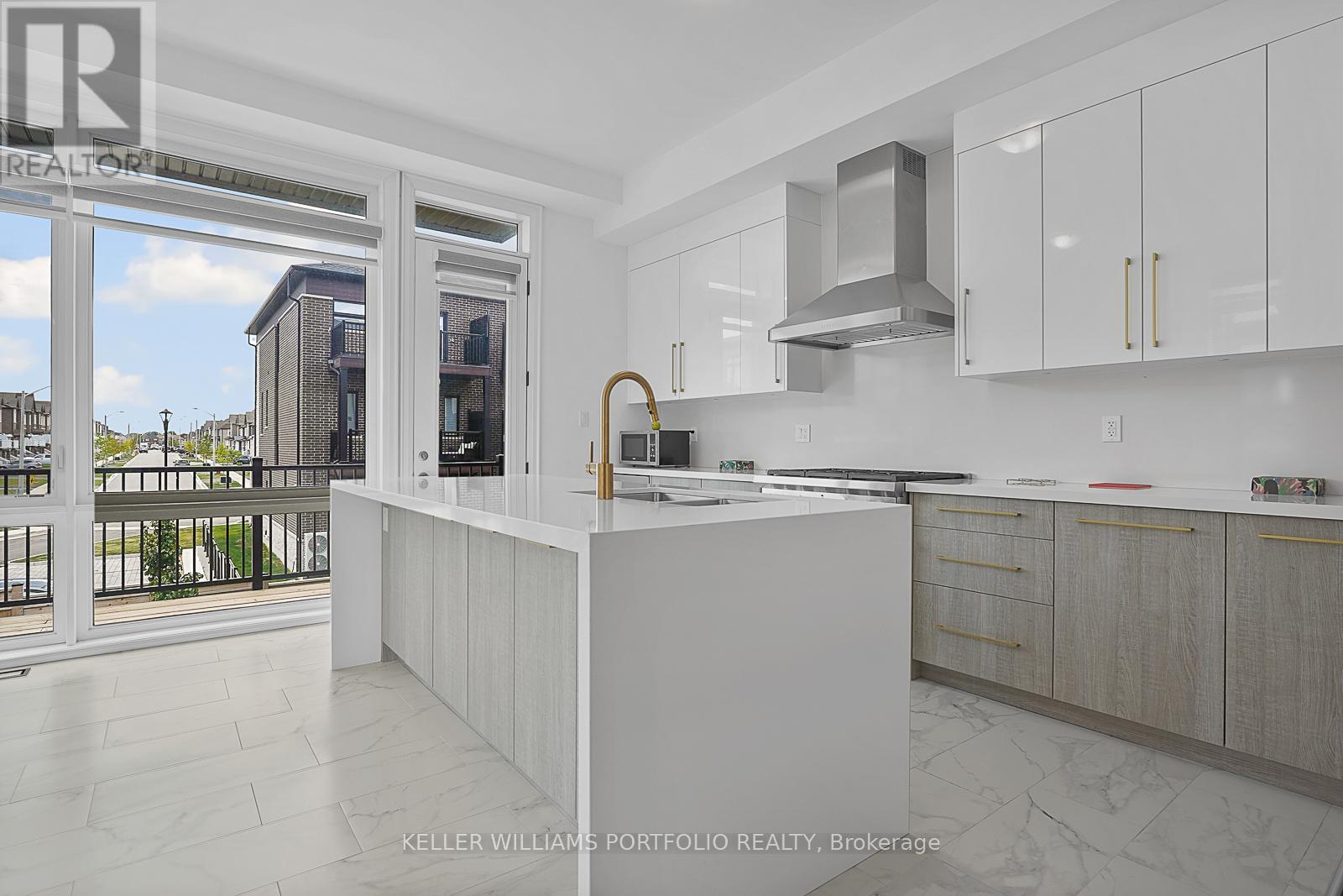 16 Chiara Rose Lane, Richmond Hill, Ontario  L4E 1L4 - Photo 16 - N12565574