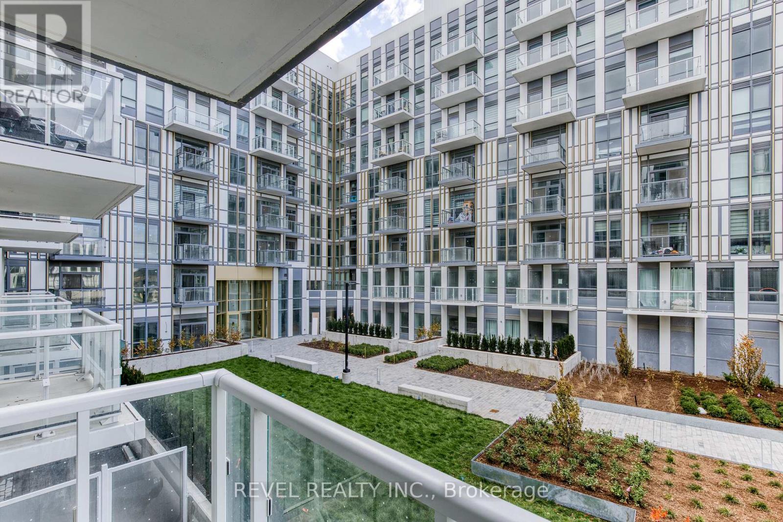 207 - 1005 Dundas Street E, Oakville, Ontario  L6H 7E8 - Photo 2 - W12565520