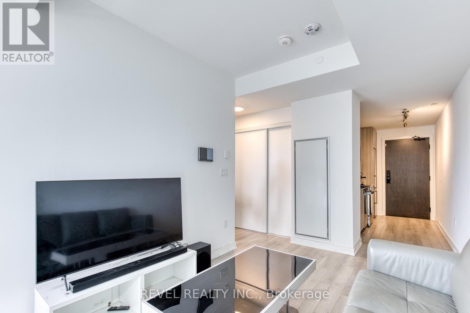 207 - 1005 Dundas Street E, Oakville, Ontario  L6H 7E8 - Photo 6 - W12565520
