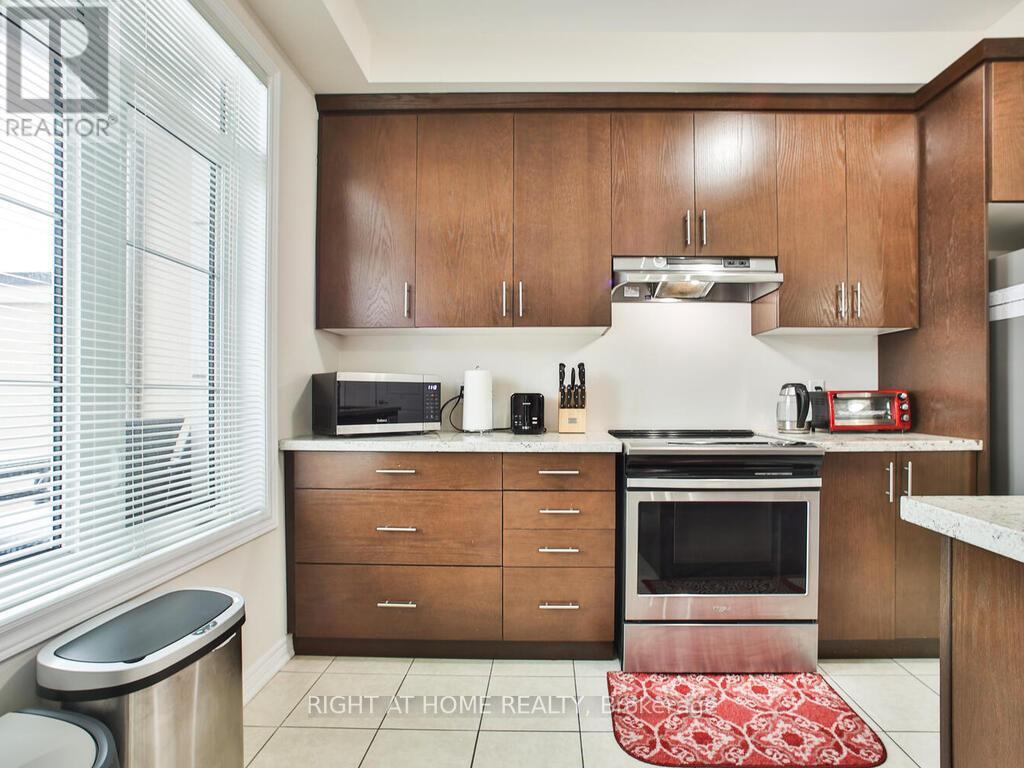 3030 George Savage Avenue, Oakville, Ontario  L6M 0Z1 - Photo 19 - W12565532