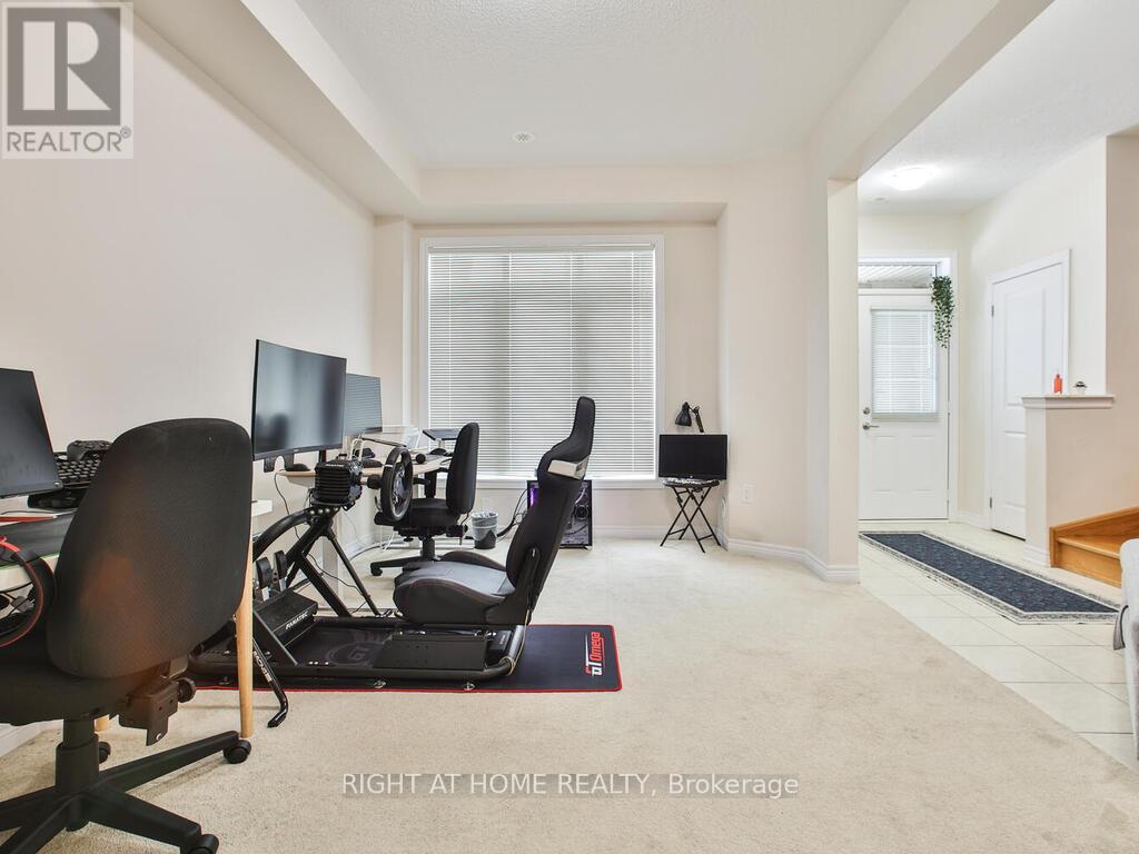 3030 George Savage Avenue, Oakville, Ontario  L6M 0Z1 - Photo 5 - W12565532