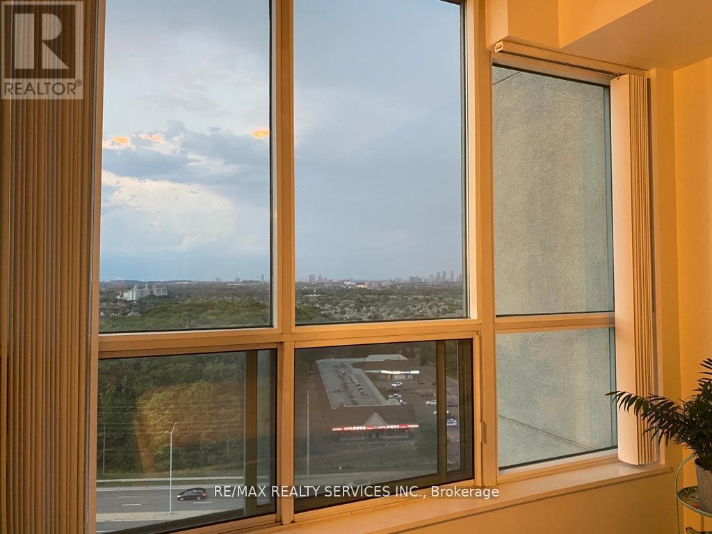 1610 - 2545 Erin Centre Boulevard, Mississauga, Ontario  L5M 6Z9 - Photo 21 - W12565586