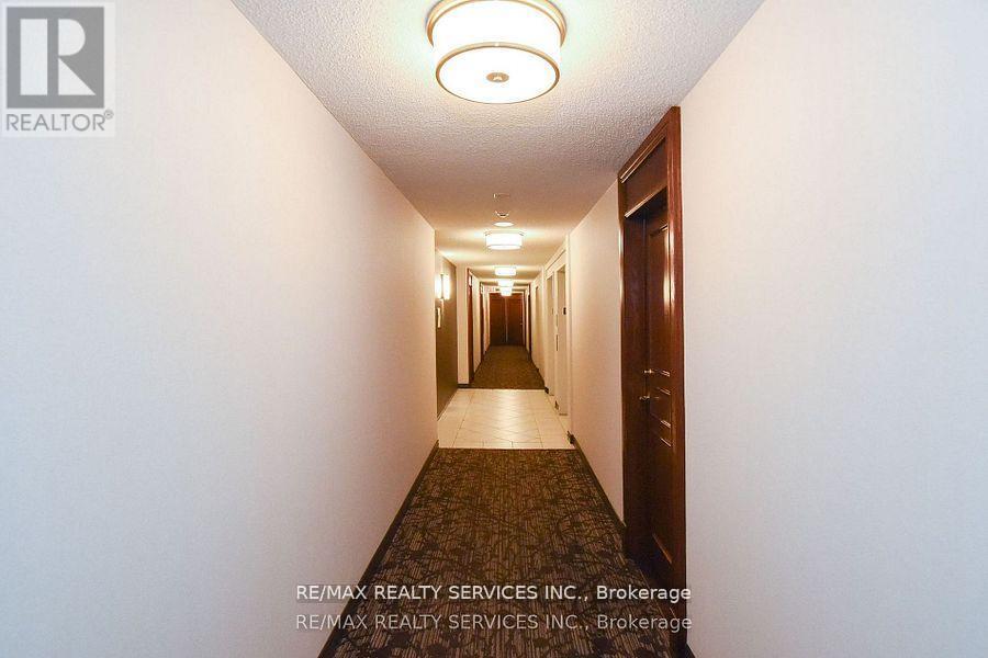 1610 - 2545 Erin Centre Boulevard, Mississauga, Ontario  L5M 6Z9 - Photo 7 - W12565586