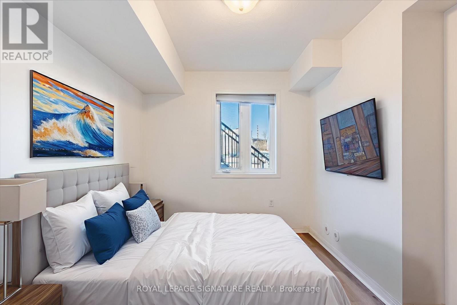 12 - 4620 Guildwood Way, Mississauga, Ontario  L5R 4H5 - Photo 4 - W12565606