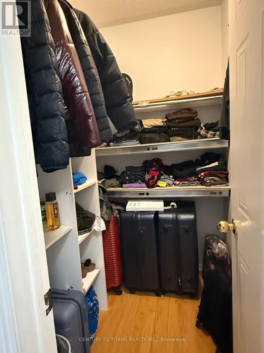 3 Sandyshores Drive, Brampton, Ontario  L6R 2G9 - Photo 17 - W12565622