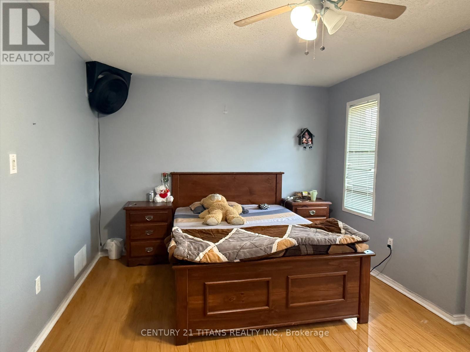 3 Sandyshores Drive, Brampton, Ontario  L6R 2G9 - Photo 18 - W12565622