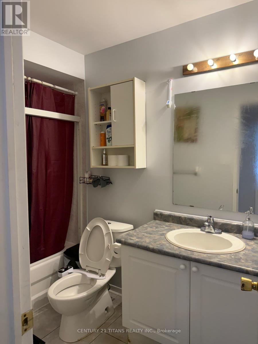 3 Sandyshores Drive, Brampton, Ontario  L6R 2G9 - Photo 20 - W12565622