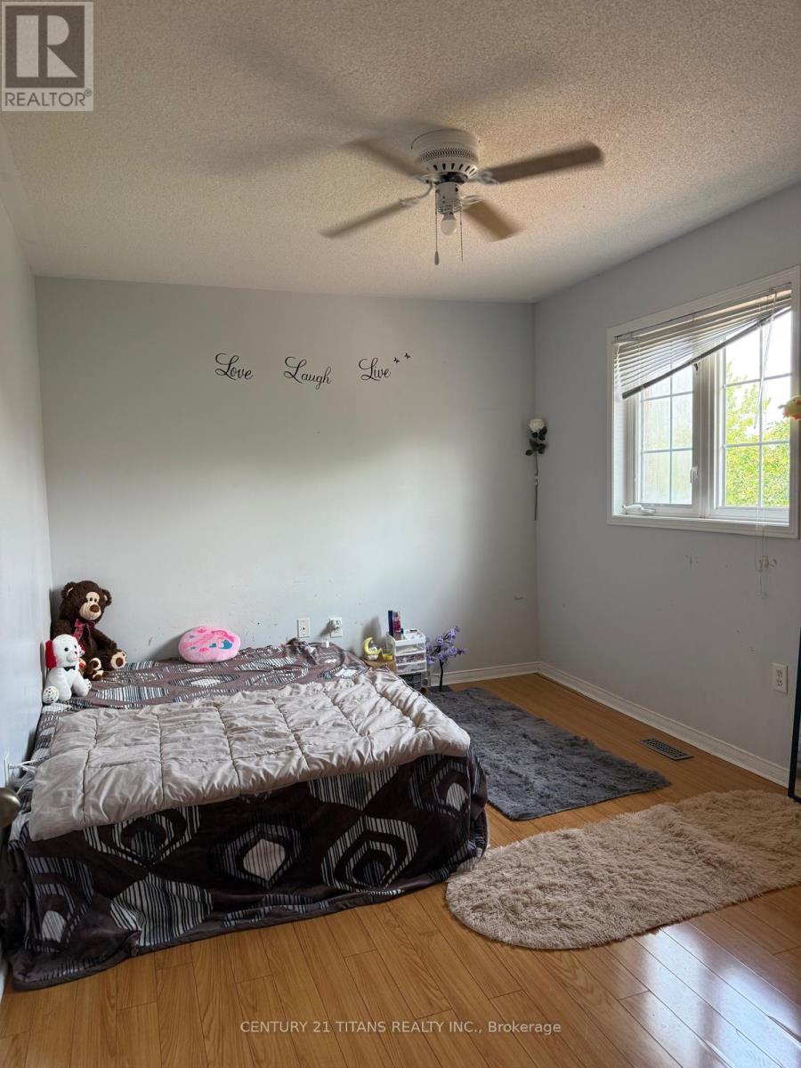 3 Sandyshores Drive, Brampton, Ontario  L6R 2G9 - Photo 21 - W12565622