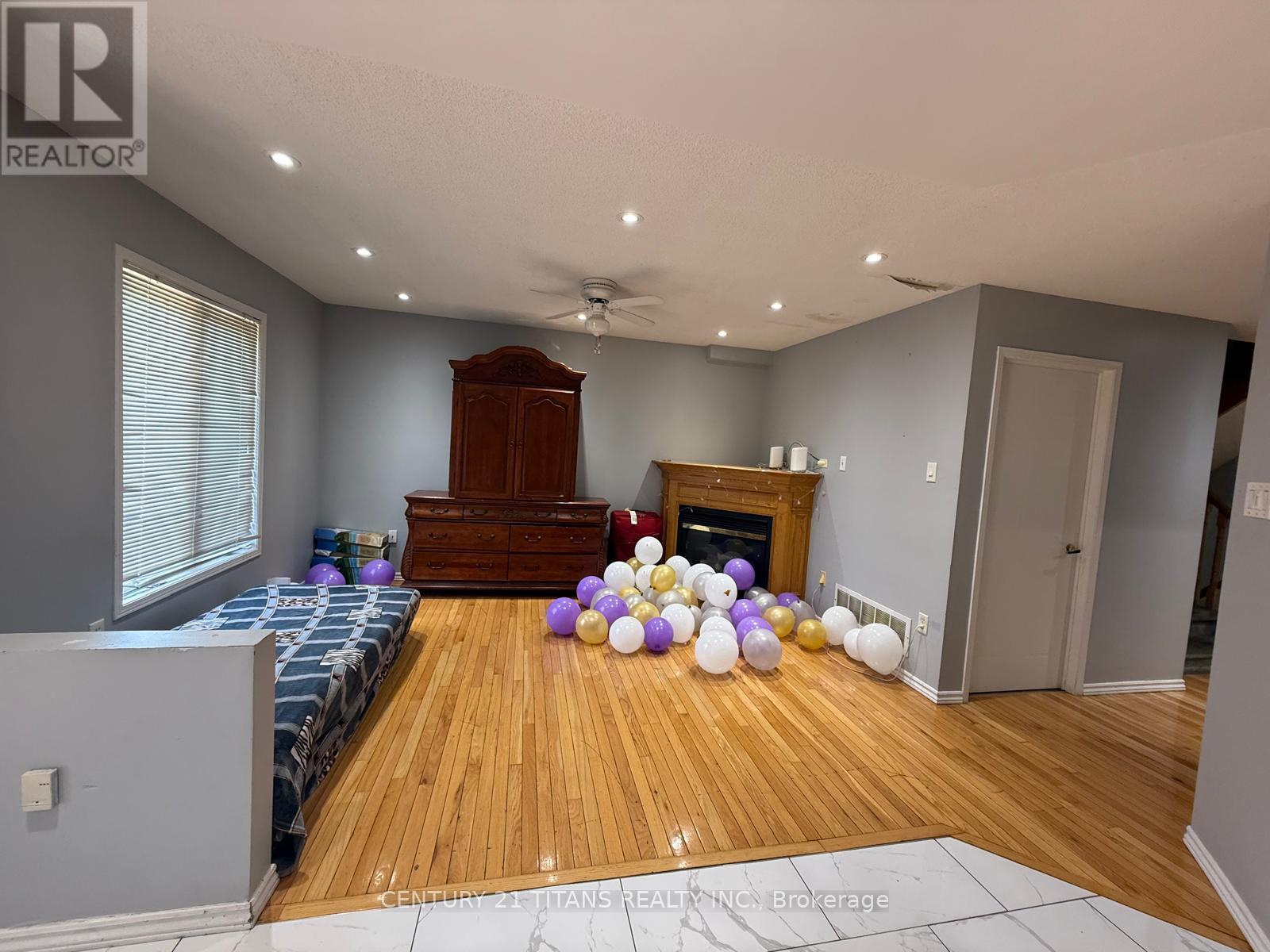 3 Sandyshores Drive, Brampton, Ontario  L6R 2G9 - Photo 8 - W12565622