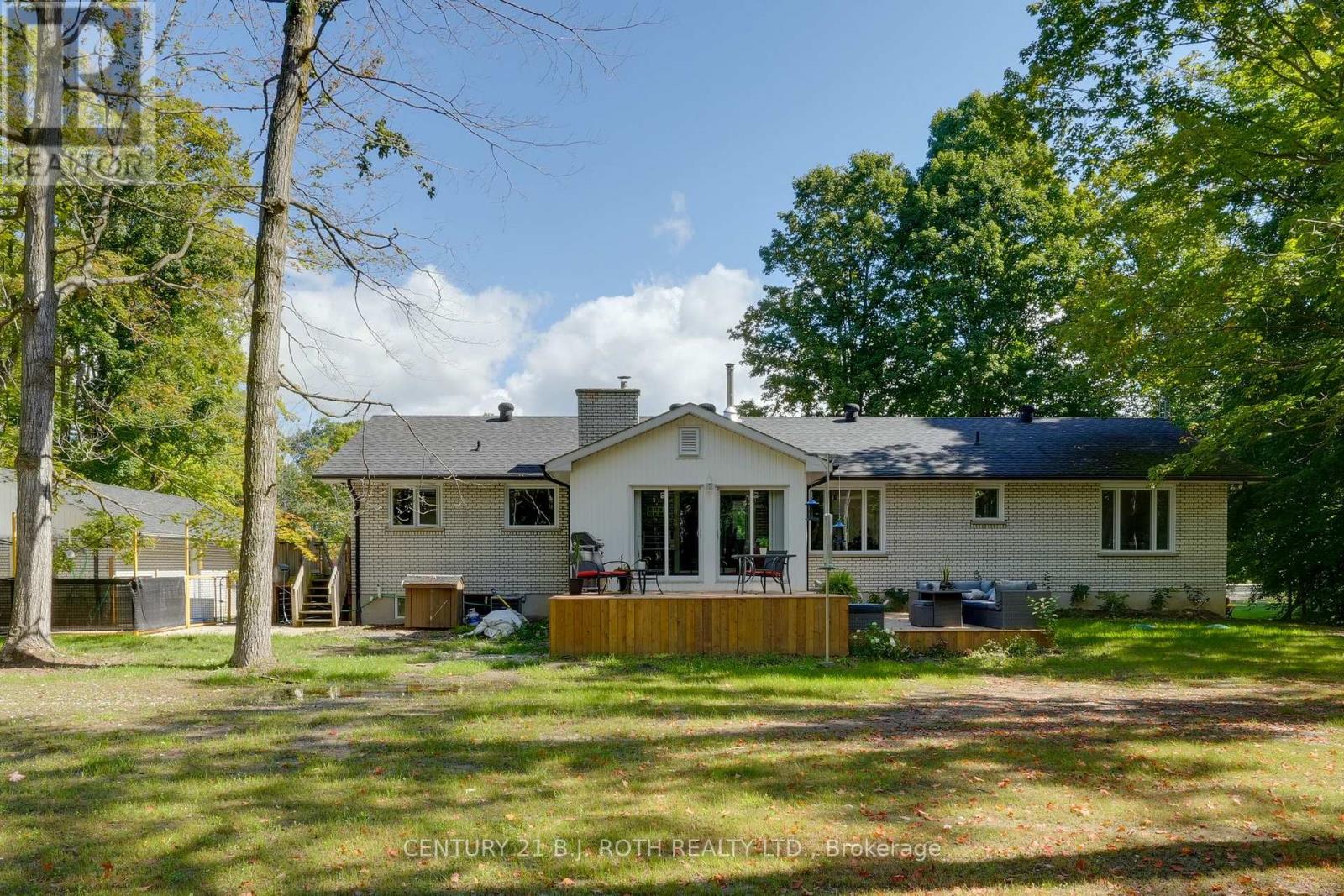 1250 County Road 6 Road S, Tiny, Ontario  L0L 2T0 - Photo 38 - S12437569