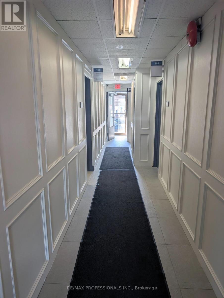 B1 - 4640 Jane Street, Toronto, Ontario  M3N 2K5 - Photo 2 - W12442848