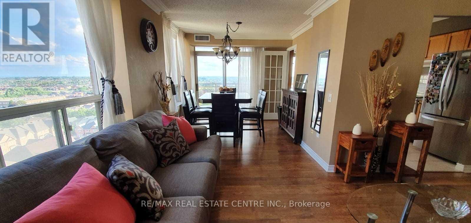 1205 - 55 Strathaven Drive, Mississauga, Ontario  L5R 4G9 - Photo 2 - W12565554