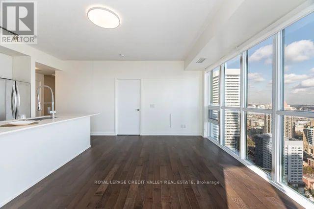 3307 - 4011 Brickstone Mews, Mississauga, Ontario  L5B 0J7 - Photo 11 - W12551518