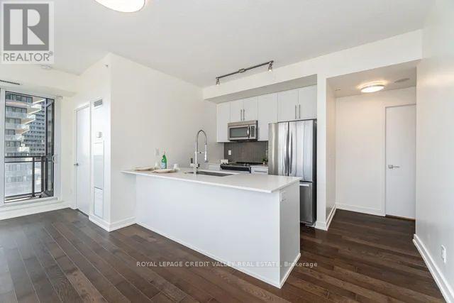 3307 - 4011 Brickstone Mews, Mississauga, Ontario  L5B 0J7 - Photo 6 - W12551518