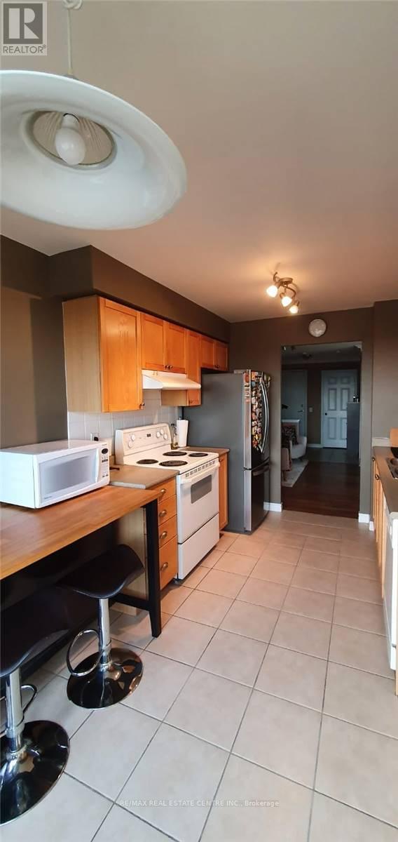 1205 - 55 Strathaven Drive, Mississauga, Ontario  L5R 4G9 - Photo 16 - W12565554