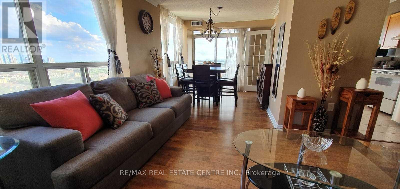 1205 - 55 STRATHAVEN DRIVE, Mississauga, Ontario